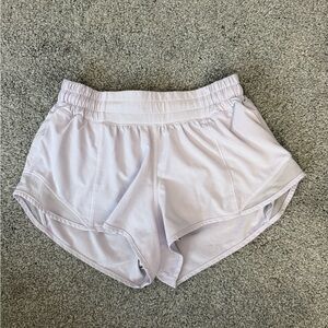 Lululemon Athletica Light Purple hotty hot, low rise, 2.5”
